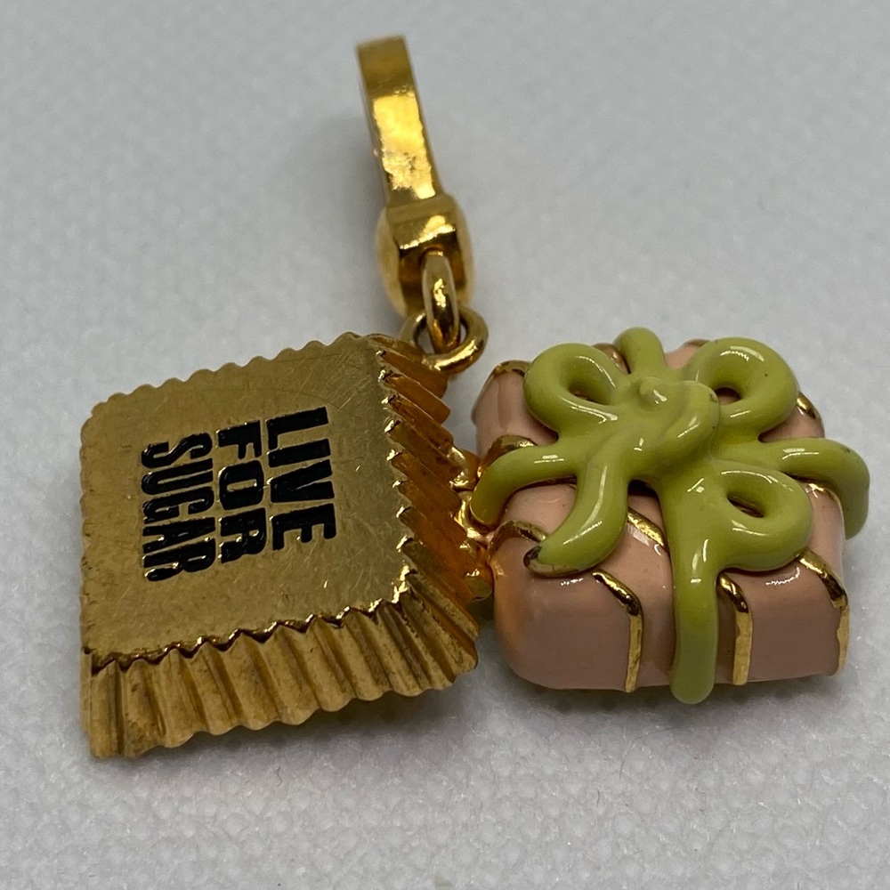 Juicy Couture Petit Fours Charm - Picture 5 of 6